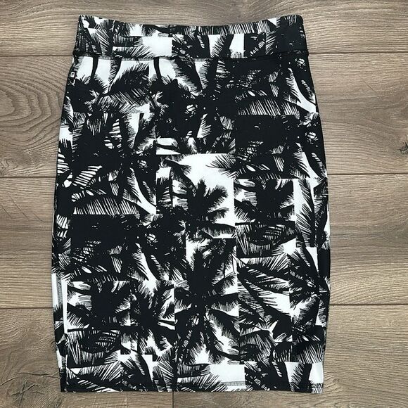 Fabletics Cora Skirt High Rise Compression Black White‎ Palm Print Size Small - Picture 7 of 9